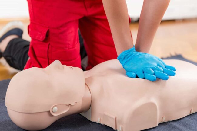 bigstock-first-aid-training-cpr-252555160-1-1536×1025